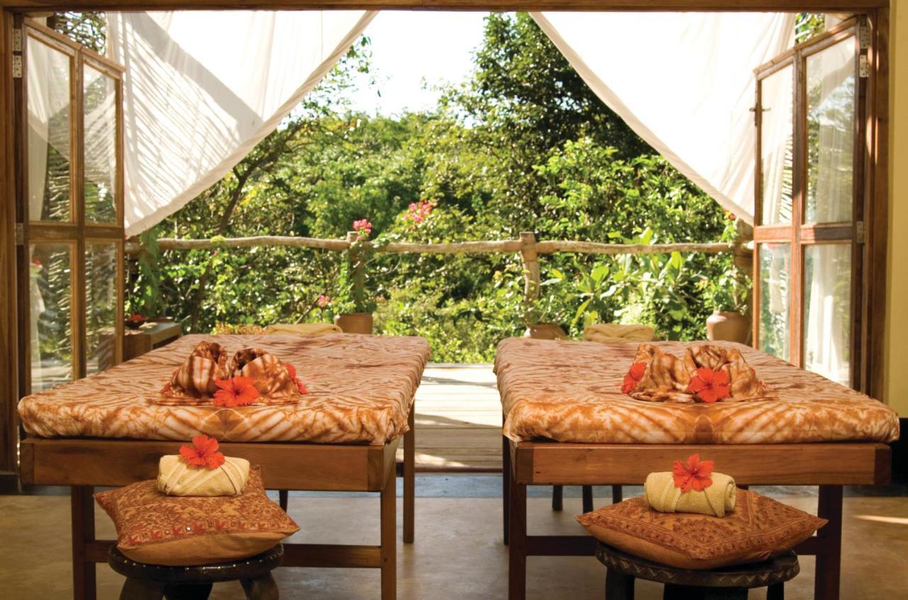 Fundu Lagoon Wambaa Ngoại thất bức ảnh